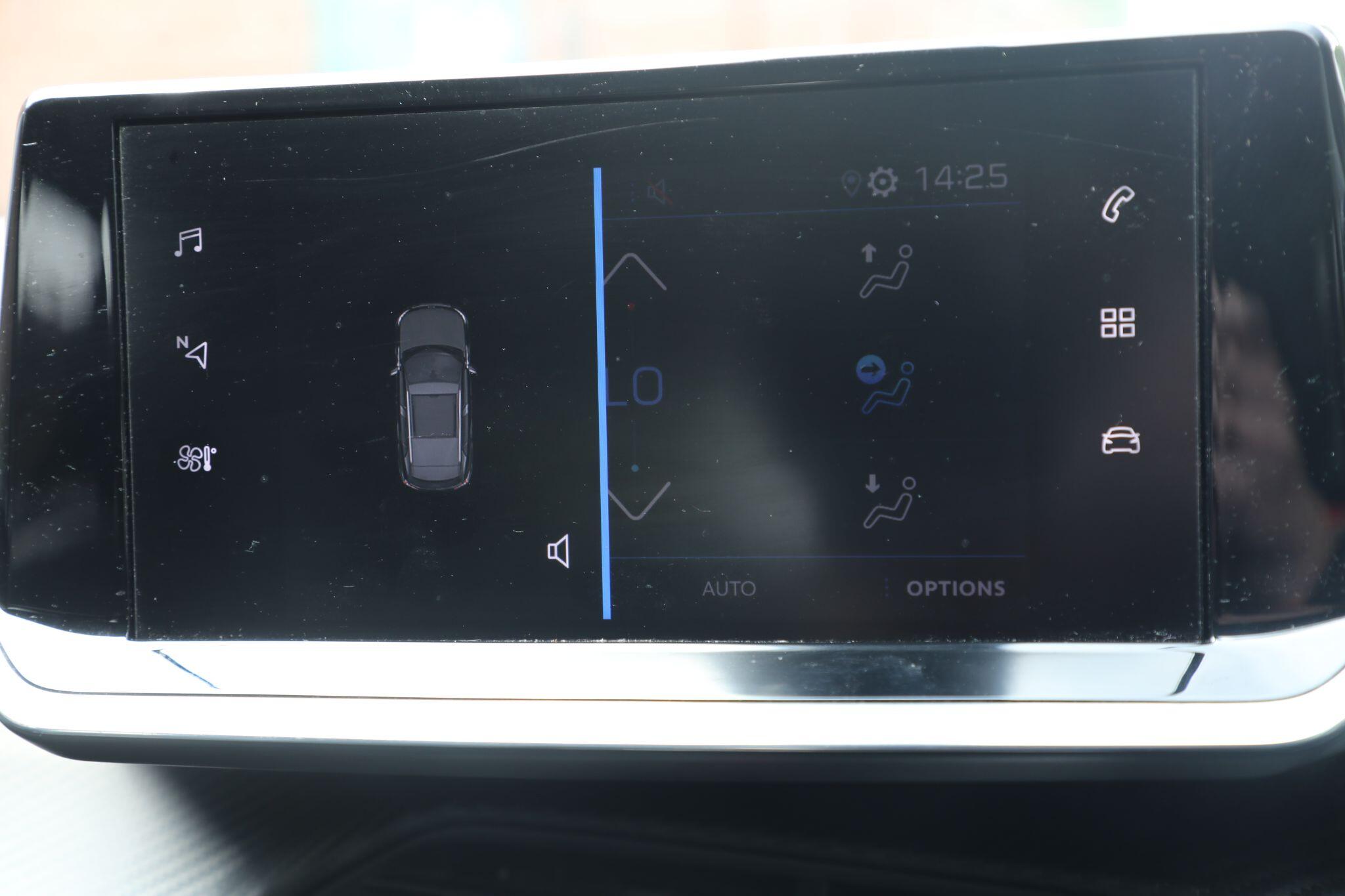 Large vehicle image